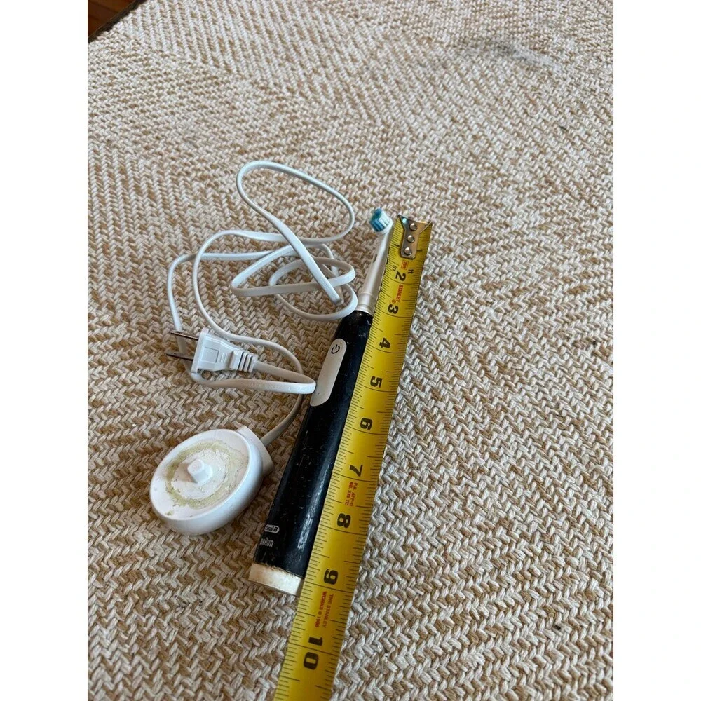 Oral-B Braun Rechargeable Electric Toothbrush with Charger